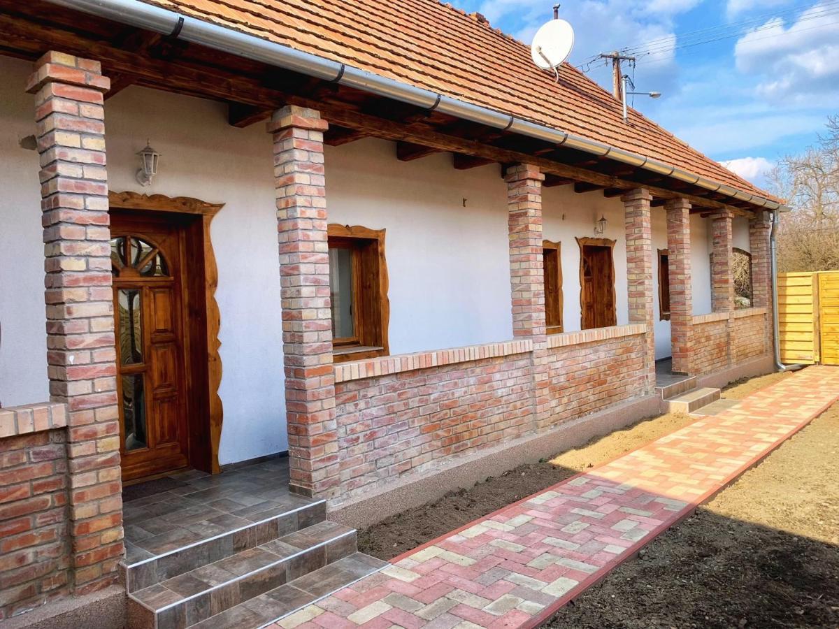 Matrai Vadaszhaz 3-vintage Apartment *